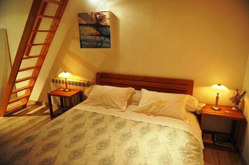 Chambres D'Hotes Le Puits D'Amour Mirandol-Bourgnounac Kültér fotó